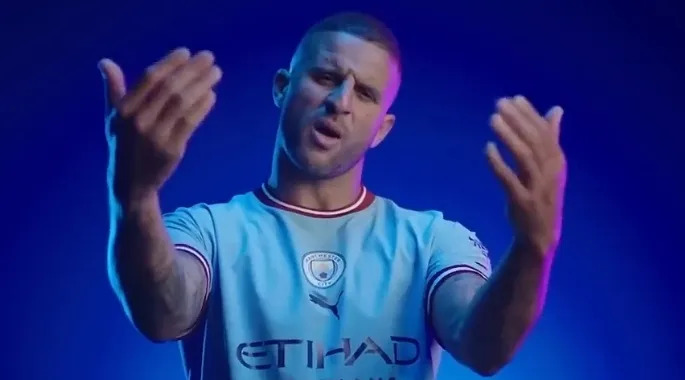 jiuyou游戏中心-关于里昂迎意大利杯关键赛，转会期回应争议，态度坚定，资深球员宣示担当的信息